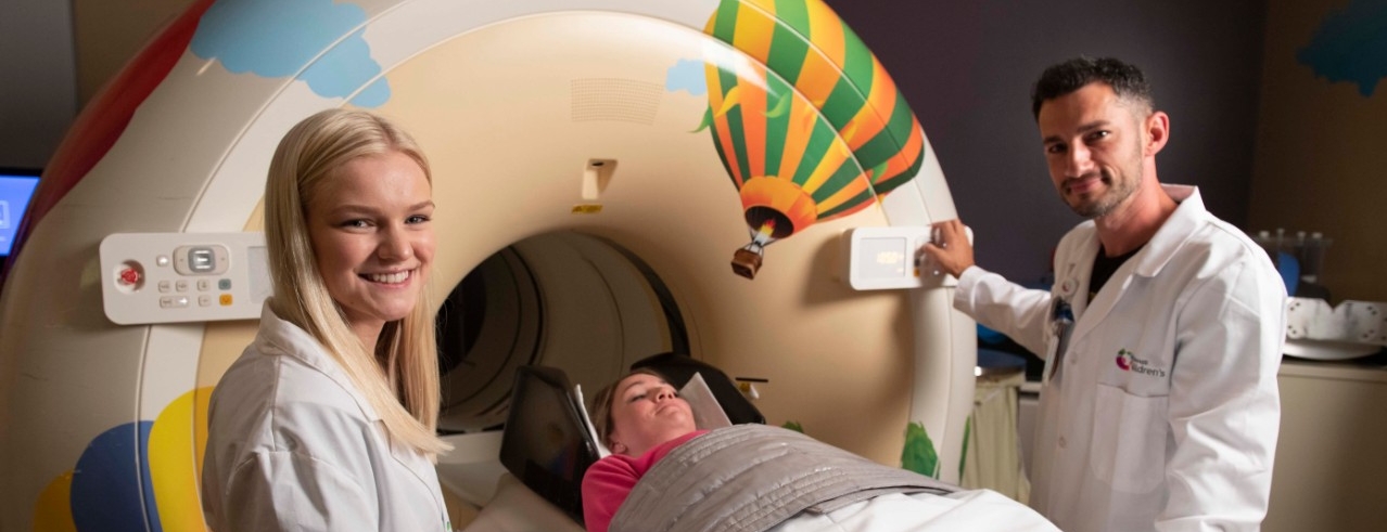 Children's Hospital, Experience Based Learning
CAHS student working with CCHMC (Children's) in the imaging.  CAHS Marketing